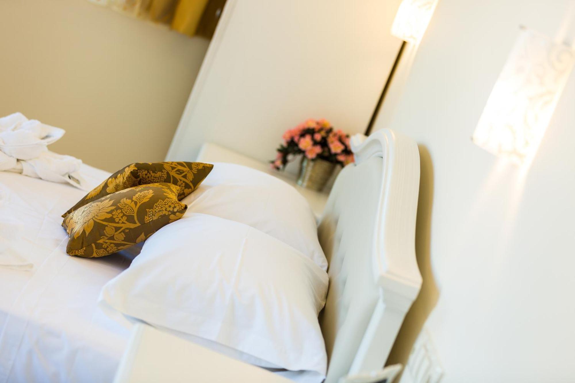 Polyxenia Suites Rethymno  Exterior photo