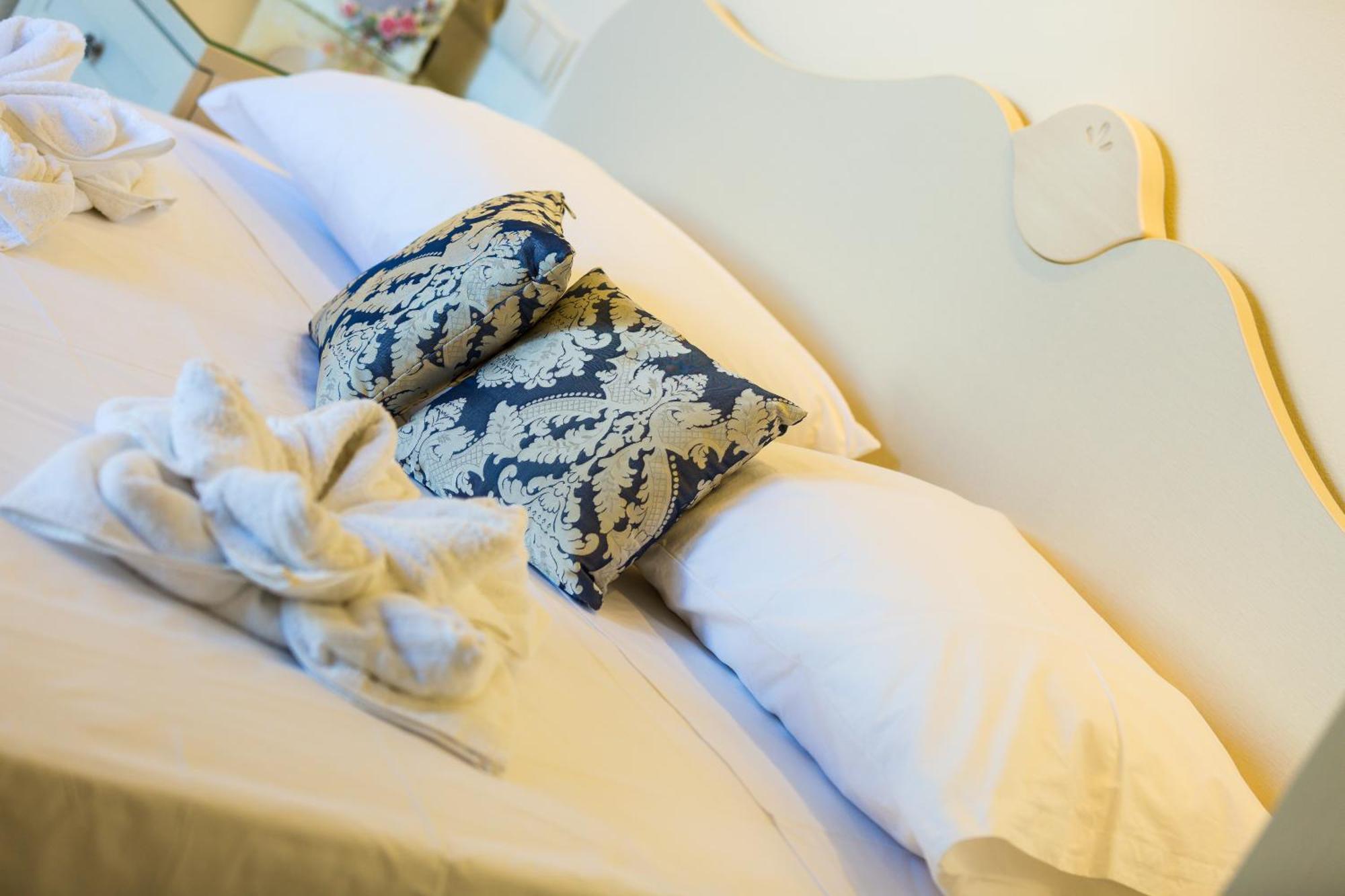Polyxenia Suites Rethymno  Exterior photo