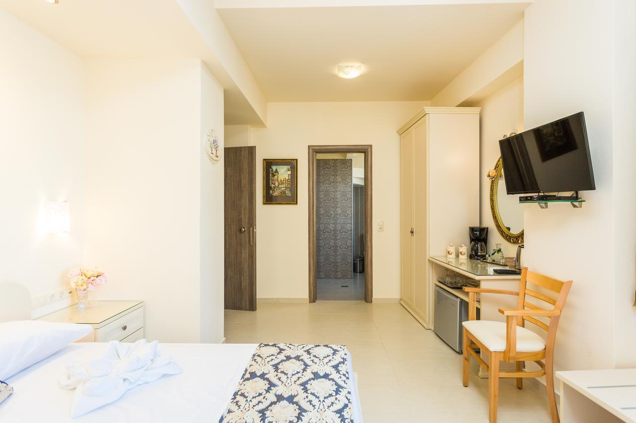 Polyxenia Suites Rethymno  Exterior photo